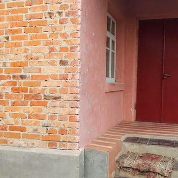 Продається будинок+земельна ділянка район Виставка