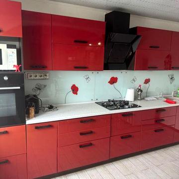 Здається трикімнатна квартира