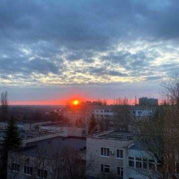 Продаю двух кімнатну квартиру у 4- му мікрорайоні