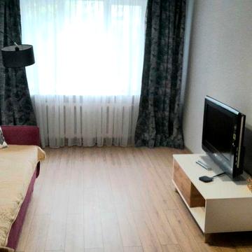 Сдаю 3х комнатную квартиру Королева, угол Архитекторской.