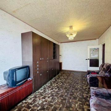 Продаж 2-х кімнатної квартири в м.Обухів по вул.Київська