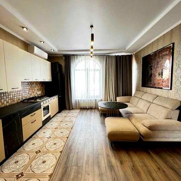 3-к квартира з НОВИМ ремонтом в жк "Моцарт"