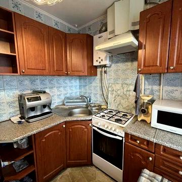 ВІЛЬНА з 01.04. Оренда 2к на Леваді. Укомплектована. Можна з тваринами