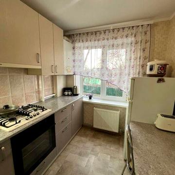 2кімнатна по вул Пожарського