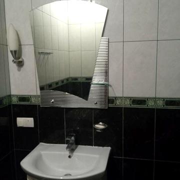 Классная однушка по Ватутина.Заселим сразу.