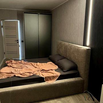 Квартира 3-х кімнатна, центр (бульвар)