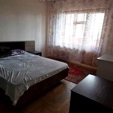 Здам 2 кімнатну квартиру на Троєщині. Поряд ТРЦ "Район".