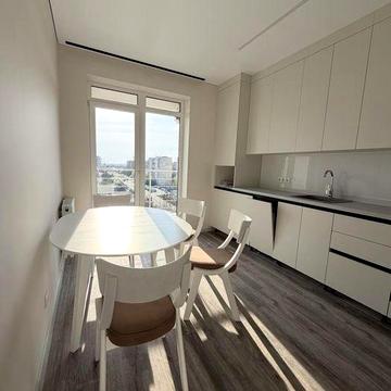 Продаж квартири з ремонтом у новобудові з газом