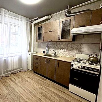 Продаю 2 х комнатную .кв .с Автономным Отоплением и Закрытым Двором‼️