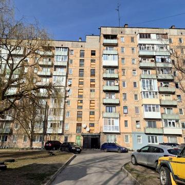 Продам невелику 1-кімнатну Конько 31