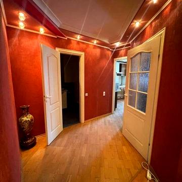 Оренда великої однокімнатні квартири на Троещині