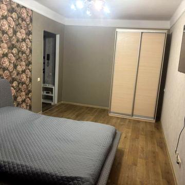 Здається однокімнатна квартира подобово по часово. Оболонь