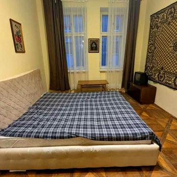 Оренда 1 кімнатної квартири вул Івана Франка центр