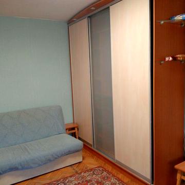 Сдам 1 комн на Глушкова ( м Теремки)
Загальна площа 22 м2. 
Кімнат