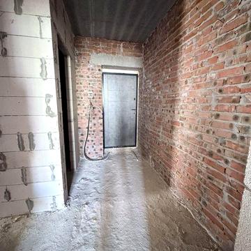 3 кімнатна квартира в новобудові.