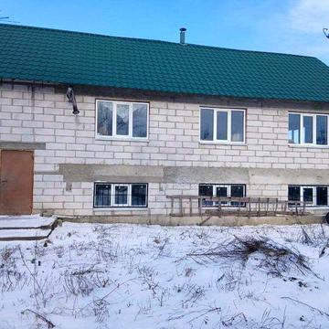 Продається двоповерховий будинок у селі Студениця