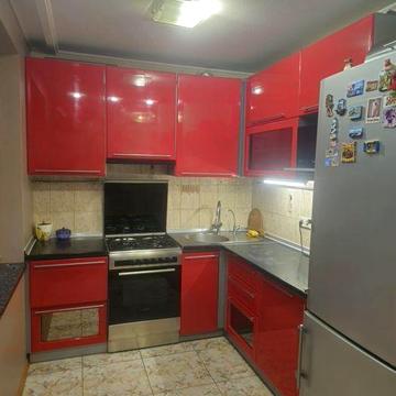 Сдаю современную 3-к.кв, Победы, 48, метро рядом