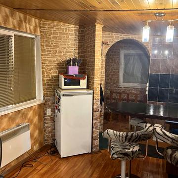 Черняховського вул., 20