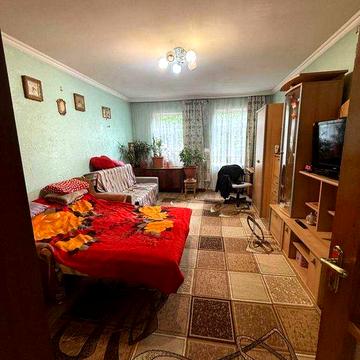 Продається частина будиночку по вулиці Прутській