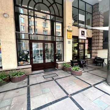 Павлівська вул., 18