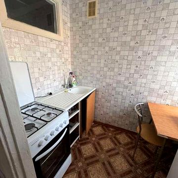 Київ, Івана Виговського вул., 9 . Виноградар метро Сирець, метро Нівки