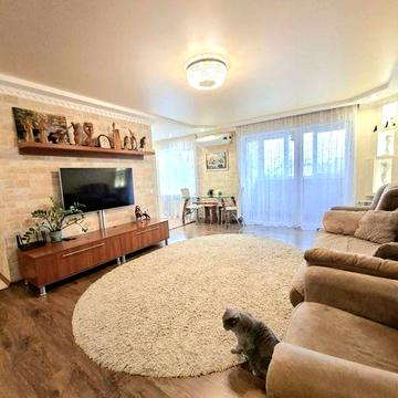 Продаж 3-кімн кв з ремонтом - заходи та живи