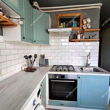 Продам, Каденюка 12 Танкопия), Новые Дома, м. Дворец Спорта.