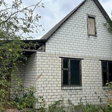 Будинок , дача , Келеберда біля річки Дніпро