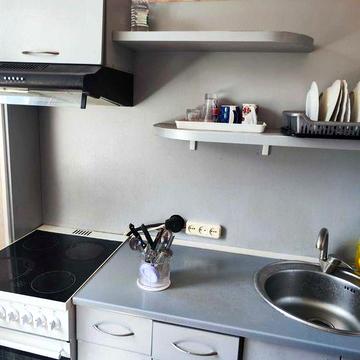 Продаж 1 к\к Інгульский,Баштанський ринок,СЕРЕДНІЙ поверх,цегла,ремонт