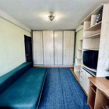 Вул Юності, 4 Квартира з роздільними кімнатами Метро Дарниця 8хв пішки