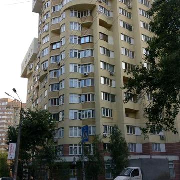 Васильченка 3 Здається світла однокімнатна квартира