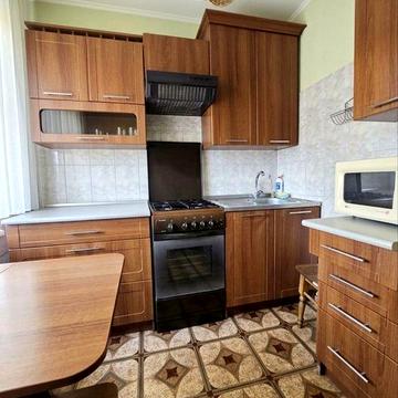 Оренда 1 кімнатної, ГЕРОЇВ МАЙДАНУ (ТЦ МАЙДАН), МЕБЛІ, ТЕХНІКА, балкон