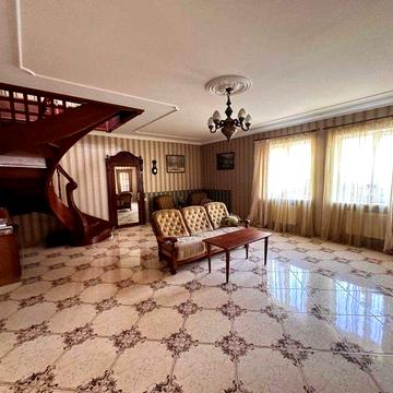 Продаж будинку, Центр міста