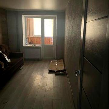 Продається  1/2 квартири