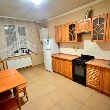 Довготривало оренда 1к квартири по вул.Бортняка (Поділля)