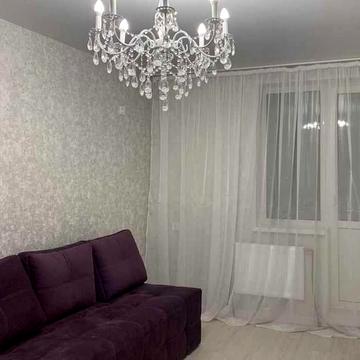 Здається в оренду 2-кімнатна квартира на Петровського