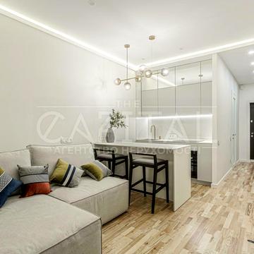 Джона Маккейна вул. (Івана Кудрі), 1-А