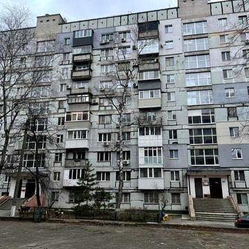 Продам 2-х кімнатну квартиру  вул. Будівельників 14-Б  (правий берег)