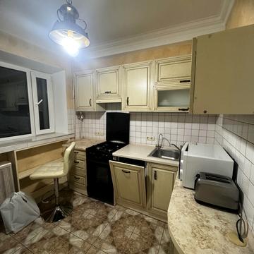 Микільсько-Ботанічна вул., 6/8