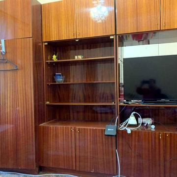 ТЕРМІНОВО Здам на місяць 1-кім.квартиру в центральній част з меблями