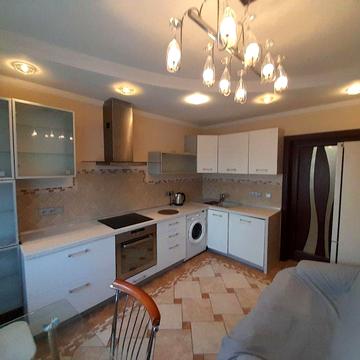 Харьковское шоссе 160а, отличное состояние, 40 кв м, метро Харьковская