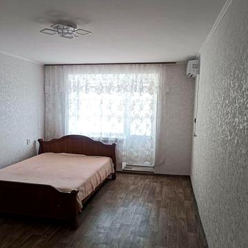 Здам 2 кімн квартиру  р-н 4 школа з 1 квітня