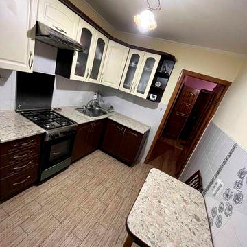 Здається в оренду 2-х кімнатна квартира в центрі міста