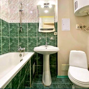 Продам СВОЮ 2-к квартиру 50,5 м на Р. Шухевича35