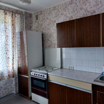 Машинобудівна вул., 13