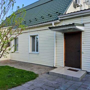 Аренда половина дома скоростной трамвай,  ТЦ Квадрат, Гната Юры