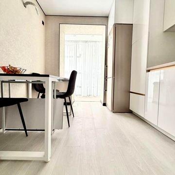 ТОП двокімнатна квартира з ремонтом та кладовкою. БЕЗ КОМІСІЇ. ГАЗ!