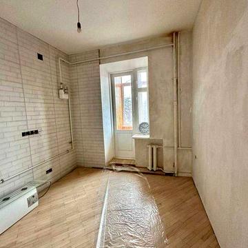 продаж двокомнатная 2к квартира цегла центр урожай слов"янка УНІВЕРМАГ