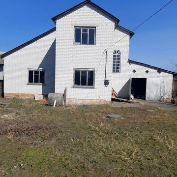 Продам недобудований будинок.