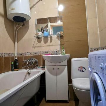 Продаж крупногабаритної 1- но кімнатної квартири